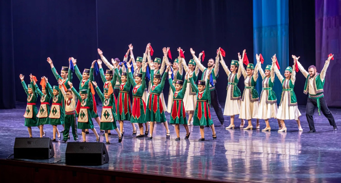Ансамбль армянского народного танца "Пармани" (Краснодар)