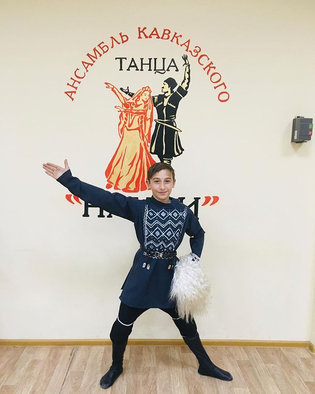 Образцовый ансамбль кавказского танца "Наири" (Дагомыс)